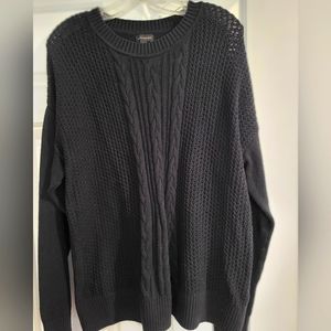 Banana Republic crew knit sweater. Dark navy